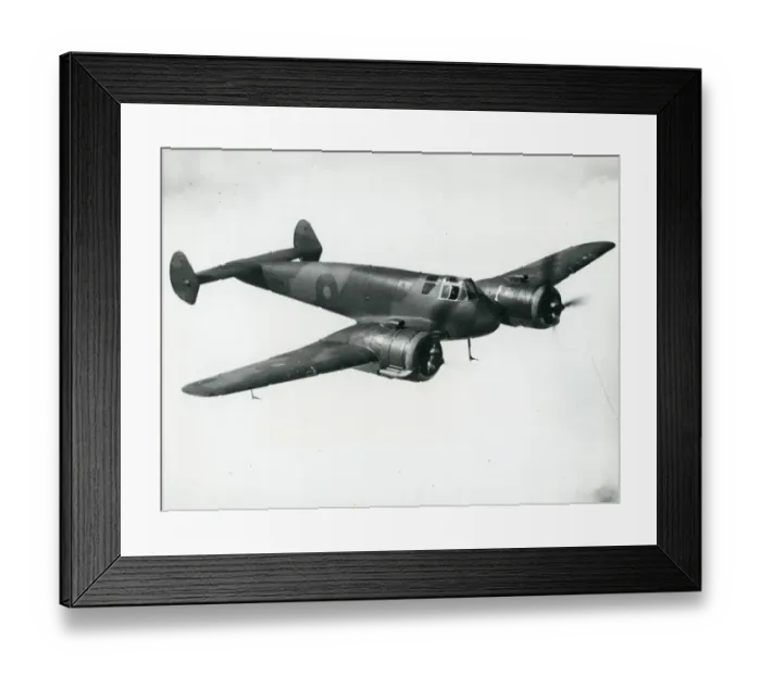 Framed Print : Gloster F9 / 37, L7999 Framed Print : Gloster F9 / 37, L7999