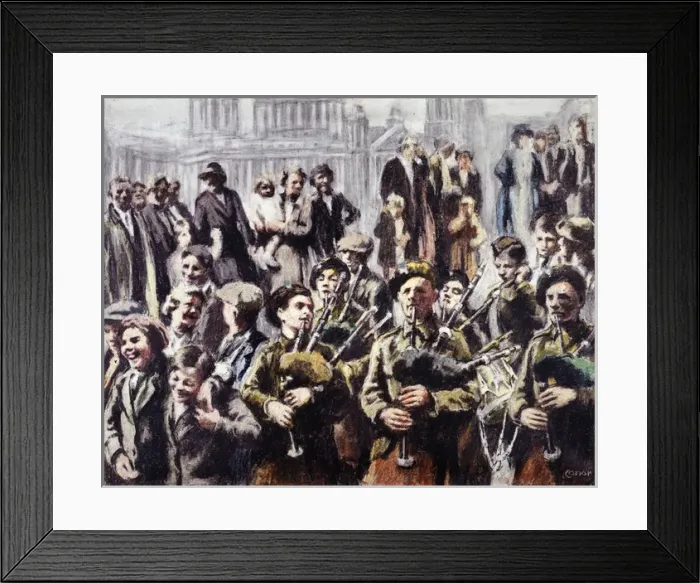 Framed Print : Passing the City Hall, Belfast, during a Recruiting March Framed Print : Passing the City Hall, Belfast, during a Recruiting March