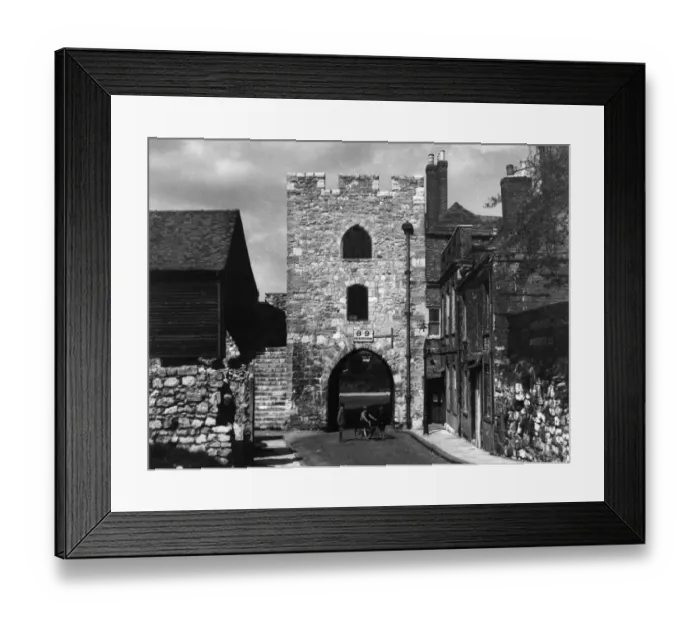 Framed Print : Southampton City Walls Framed Print : Southampton City Walls
