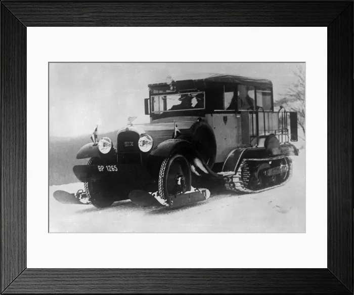 Framed Print : Snow Mail Van Framed Print : Snow Mail Van