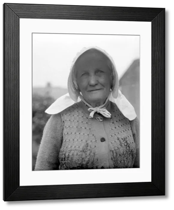 Framed Print : English Country Woman Framed Print : English Country Woman