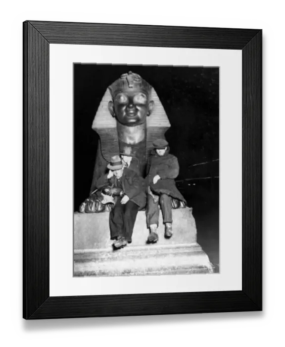 Framed Print : Tramps under the Sphynx Framed Print : Tramps under the Sphynx
