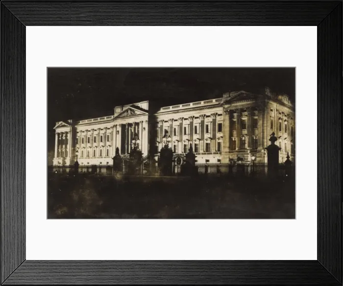 Framed Print : Buckingham Palace Framed Print : Buckingham Palace