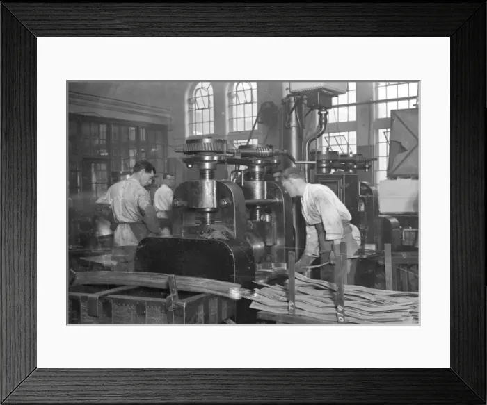 Framed Print : Royal Mint Machinery Framed Print : Royal Mint Machinery