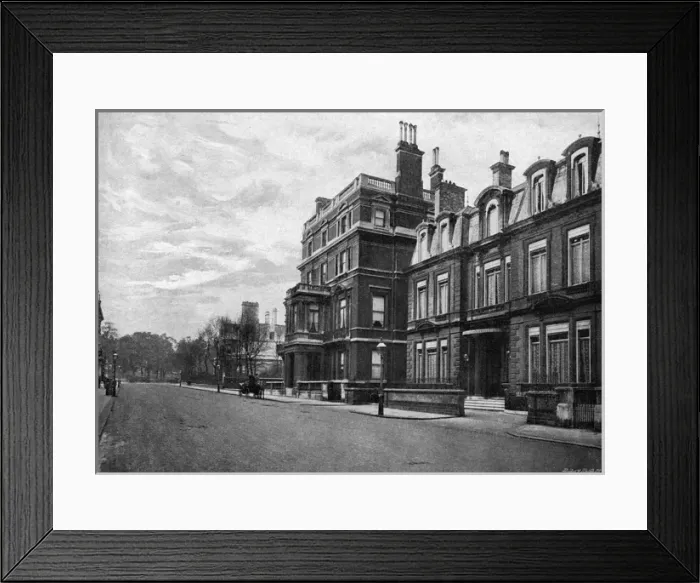 Framed Print : Millaiss home - Photo Framed Print : Millaiss home - Photo