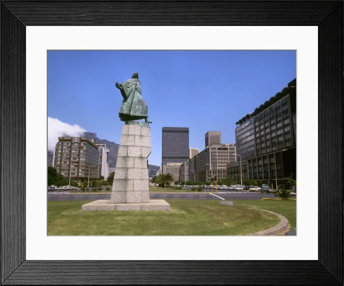 Framed Print : Diaz Monument Framed Print : Diaz Monument