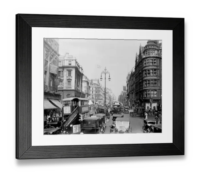 Framed Print : Oxford Street 1930S Framed Print : Oxford Street 1930S
