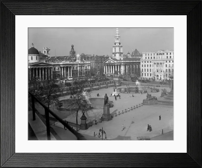 Framed Print : Trafalgar Square 1930S Framed Print : Trafalgar Square 1930S