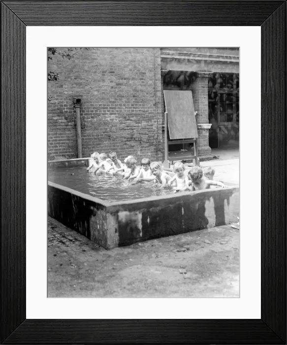 Framed Print : FOUNDLINGS IN A TANK Framed Print : FOUNDLINGS IN A TANK