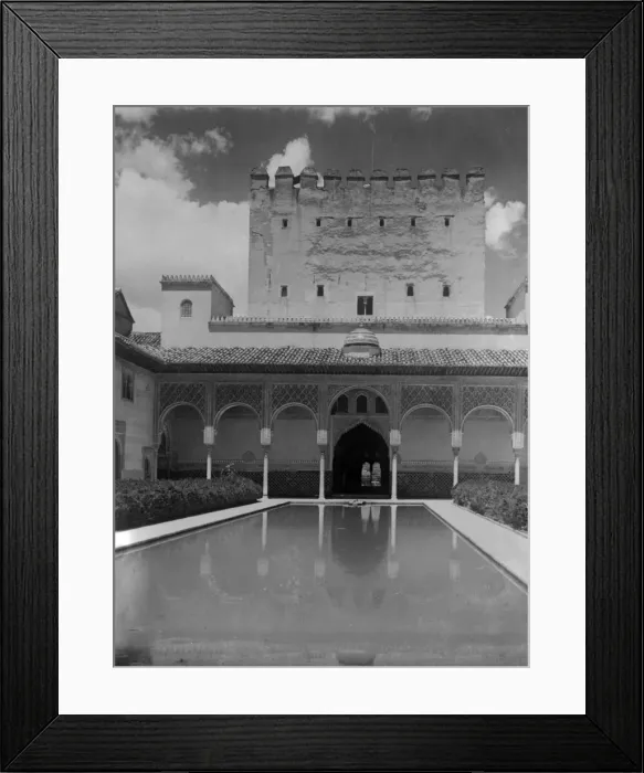 Framed Print : Luxury Swimming Pool Framed Print : Luxury Swimming Pool