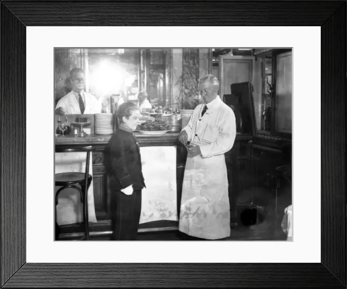 Framed Print : SCOTTs OYSTER BAR Framed Print : SCOTTs OYSTER BAR