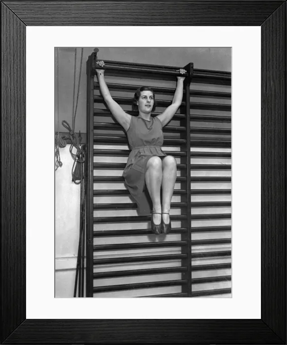 Framed Print : ON THE RIBS Framed Print : ON THE RIBS