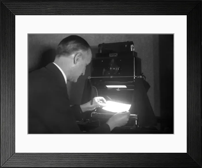 Framed Print : Radiation Apparatus Framed Print : Radiation Apparatus