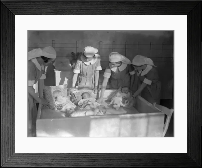 Framed Print : Sunlight Treatment