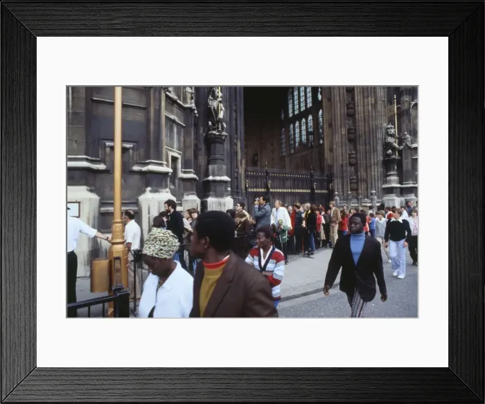 Framed Print : London Tourists Framed Print : London Tourists