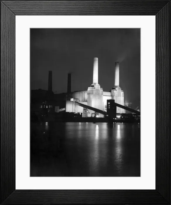 Framed Print : Battersea Power Station Framed Print : Battersea Power Station