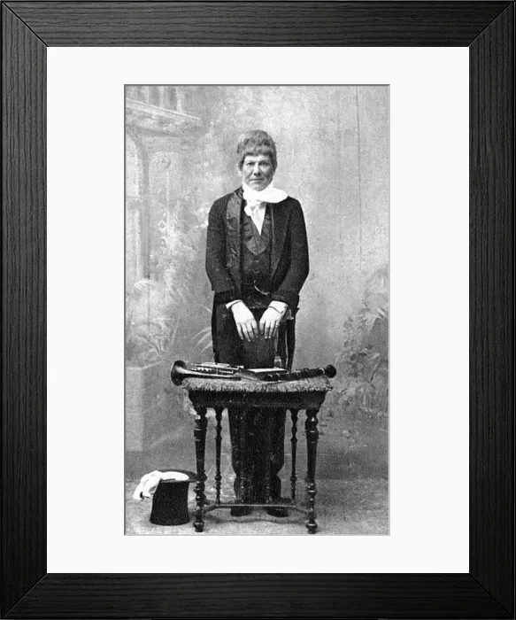 Framed Print : Baron Pere Photo Framed Print : Baron Pere Photo