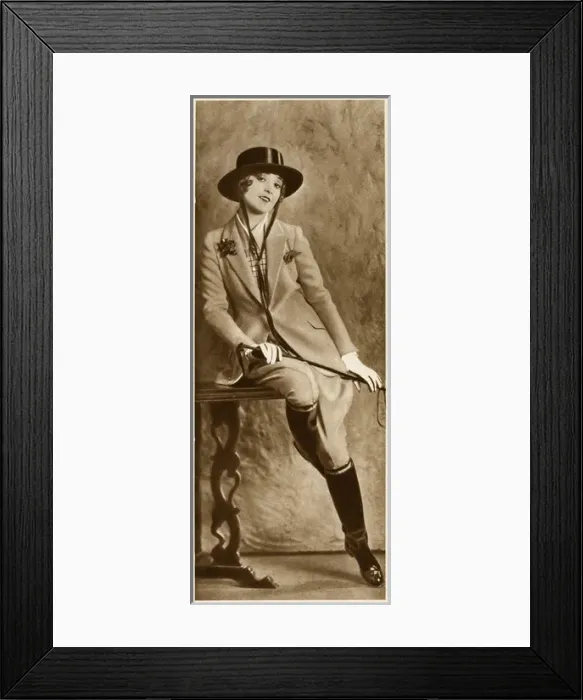Framed Print : Madge Bellamy Framed Print : Madge Bellamy