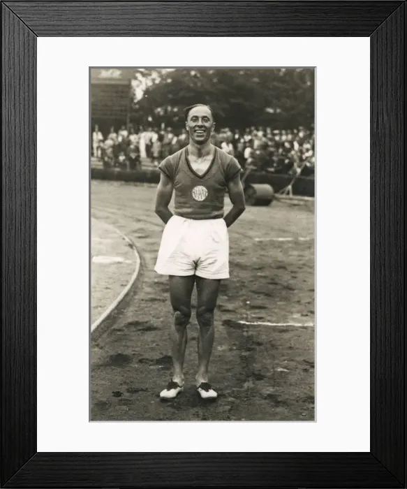 Framed Print : Athlete / Tavernari Framed Print : Athlete / Tavernari