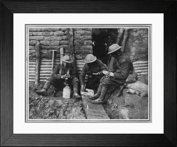 Framed Print : Canadian soldiers eating lunch in a trench Framed Print : Canadian soldiers eating lunch in a trench