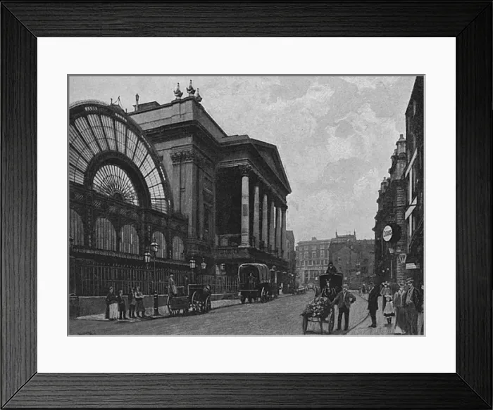 Framed Print : Covent Garden Framed Print : Covent Garden