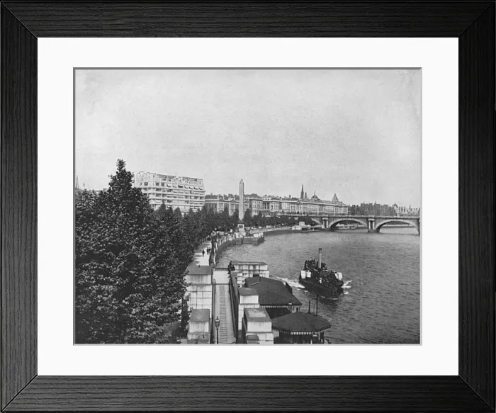 Framed Print : Thames Embankment Framed Print : Thames Embankment