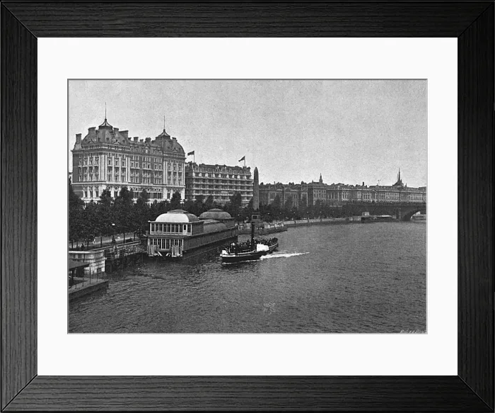 Framed Print : Thames Embankment Framed Print : Thames Embankment