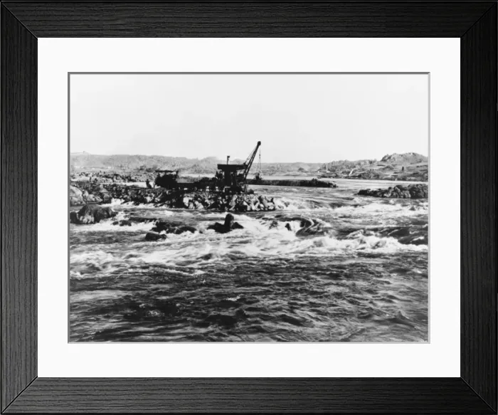 Framed Print : Aswan Dam. Building the Aswan Dam (the old or low dam) on the River Nile in Egypt Framed Print : Aswan Dam. Building the Aswan Dam (the old or low dam) on the River Nile in Egypt