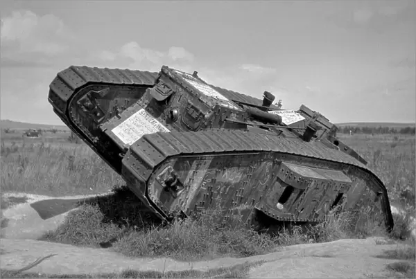 Tank abandoned in a field, end of WWI