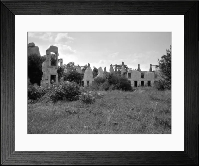 Framed Print : Ruined buildings, WWI Framed Print : Ruined buildings, WWI