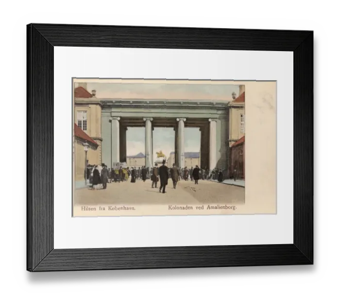 Framed Print : Colonnade of the Amalienborg Palace Framed Print : Colonnade of the Amalienborg Palace