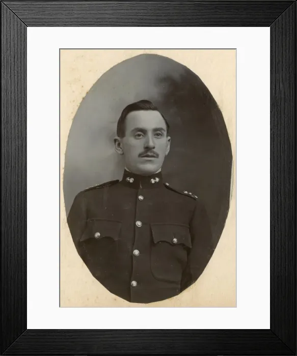 Framed Print : British soldier in uniform, c. 1911 Framed Print : British soldier in uniform, c. 1911