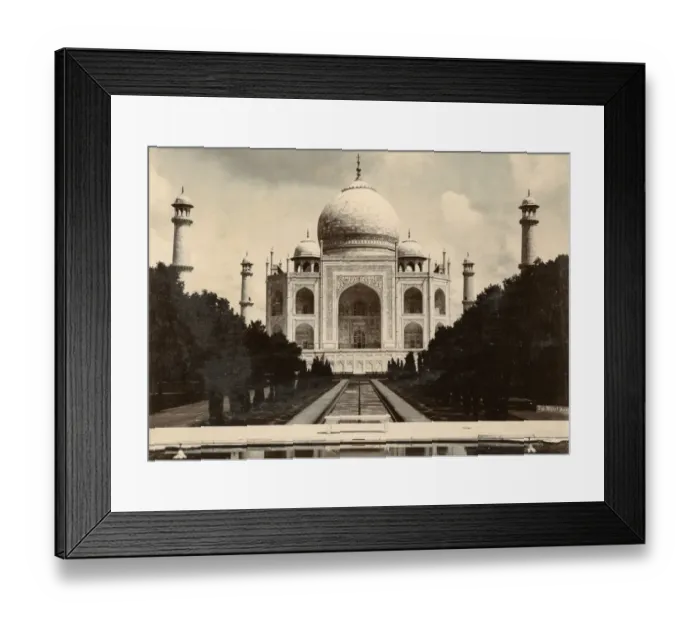 Framed Print : Taj Mahal in Agra, India Framed Print : Taj Mahal in Agra, India