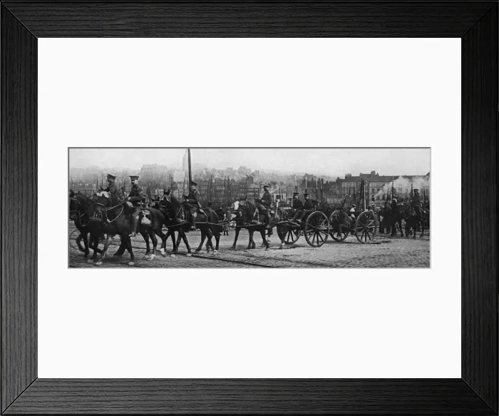 Framed Print : British Expeditionary Force in Boulogne Framed Print : British Expeditionary Force in Boulogne