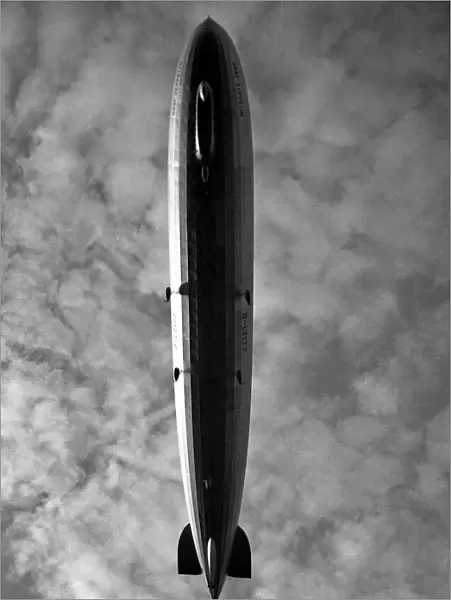 Graf Zeppelin airship in flight
