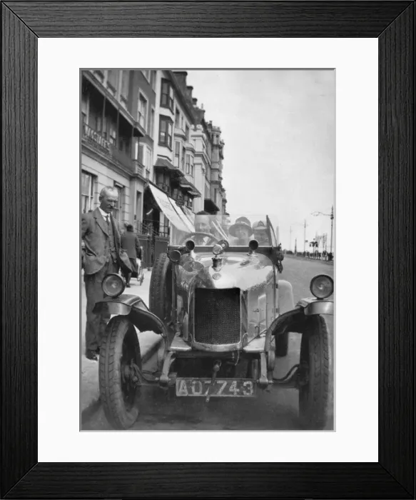 Framed Print : Holidaymakers with a car, Hastings, Sussex Framed Print : Holidaymakers with a car, Hastings, Sussex