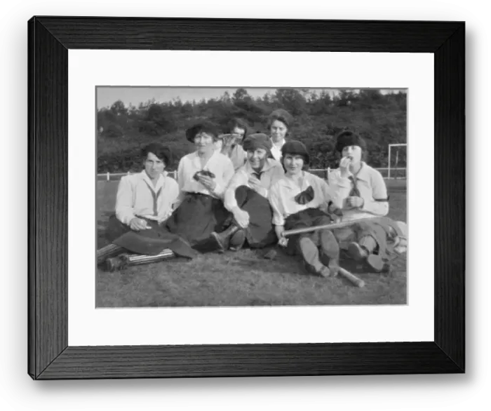 Framed Print : Group of sportswomen Framed Print : Group of sportswomen