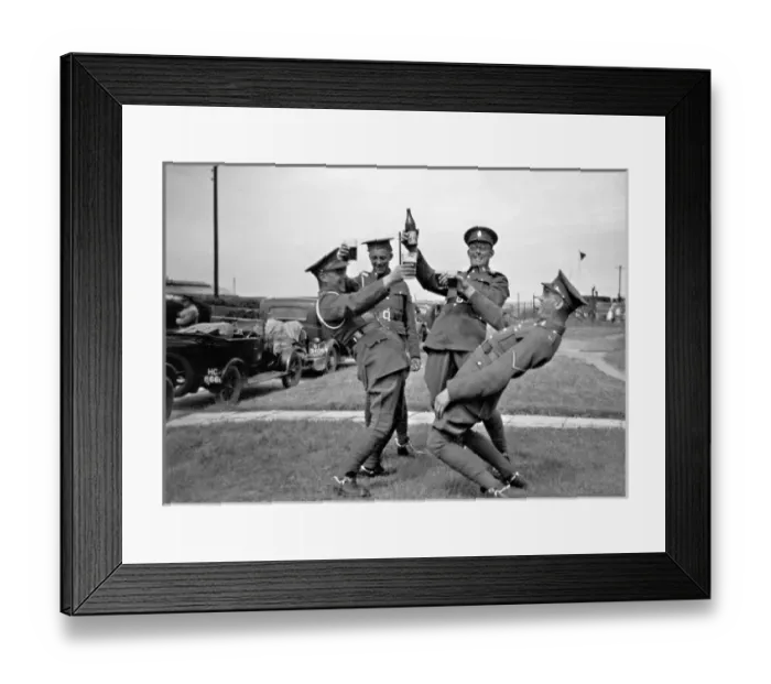 Framed Print : Four soldiers enjoying beer near Okehampton, Devon Framed Print : Four soldiers enjoying beer near Okehampton, Devon