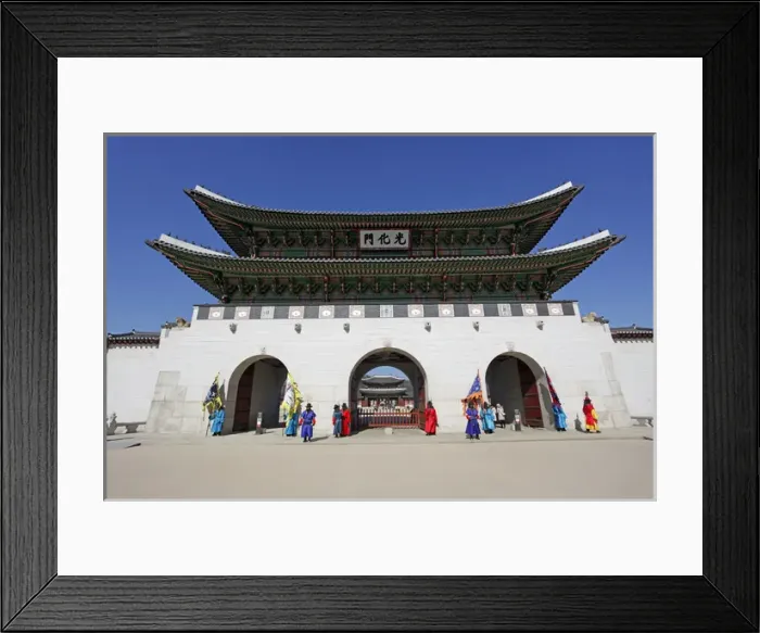 Framed Print : Gyeongbokung Palace in Seoul, South Korea Framed Print : Gyeongbokung Palace in Seoul, South Korea