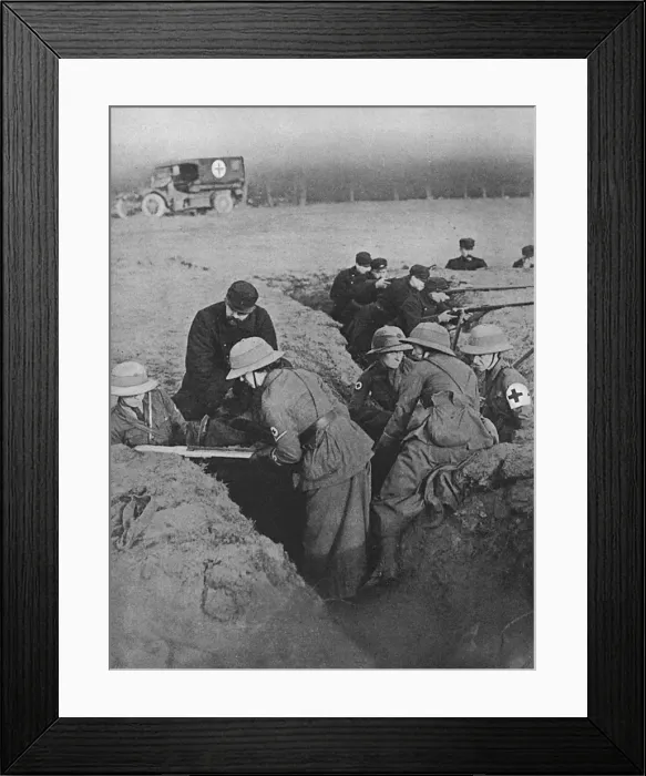Framed Print : First Aid Nursing Corps in the trenches, 1915 Framed Print : First Aid Nursing Corps in the trenches, 1915