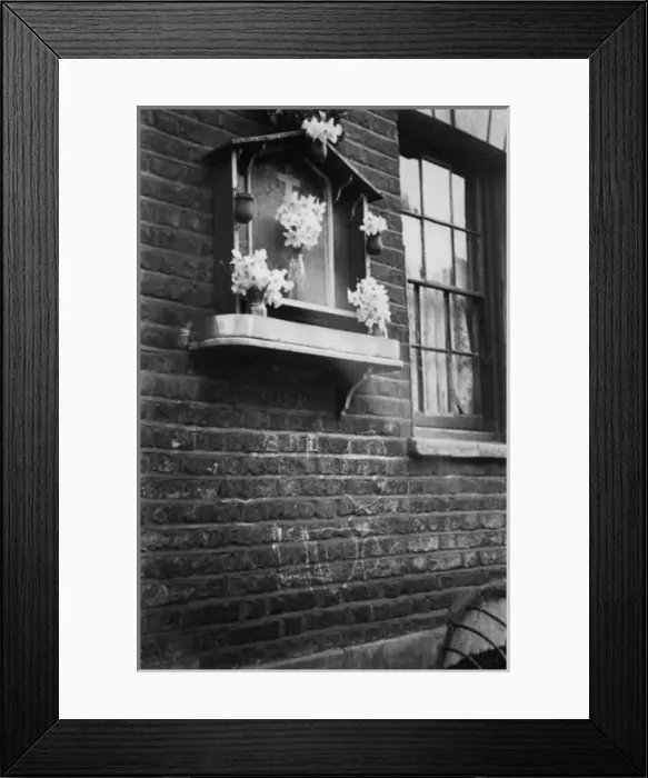 Framed Print : Catholic Shrine in London Street Framed Print : Catholic Shrine in London Street