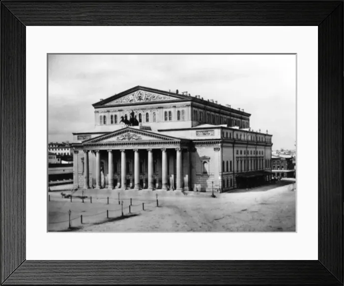 Framed Print : Bolshoi Theatre in Moscow, Russia Framed Print : Bolshoi Theatre in Moscow, Russia