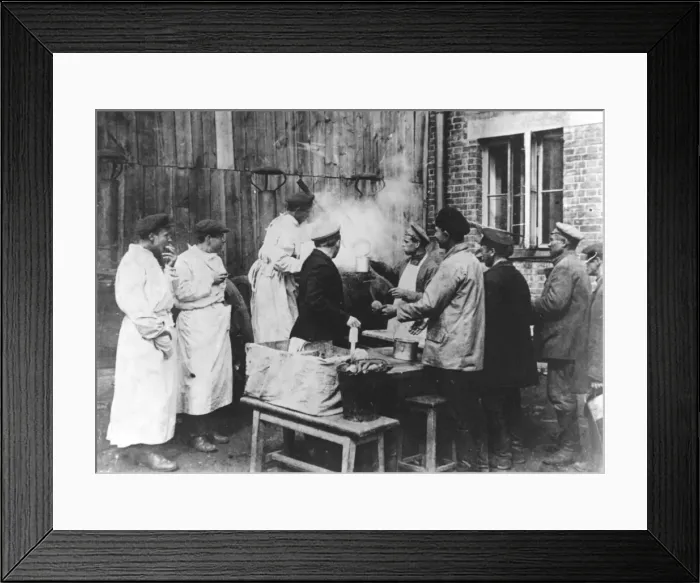 Framed Print : A Kievsky Station Food Stall, Moscow Framed Print : A Kievsky Station Food Stall, Moscow