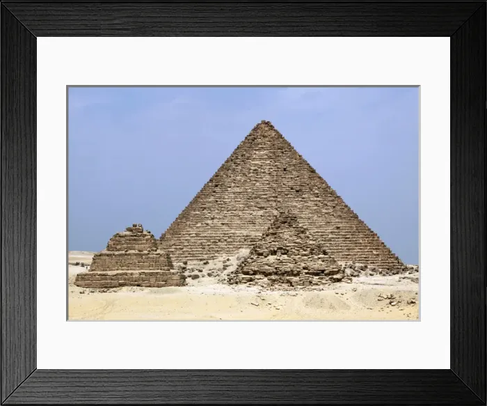 Framed Print : Pyramid of Menkaure in Cairo, Egypt Framed Print : Pyramid of Menkaure in Cairo, Egypt