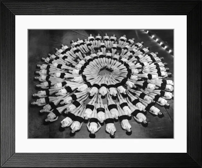 Framed Print : The Womens League of Health & Beauty exercise classes, 1938 Framed Print : The Womens League of Health & Beauty exercise classes, 1938