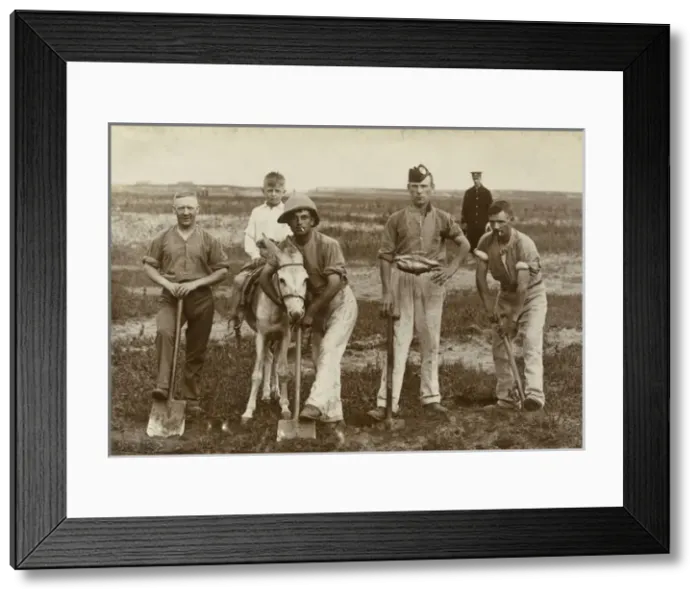 Framed Print : Inniskillings digging Framed Print : Inniskillings digging