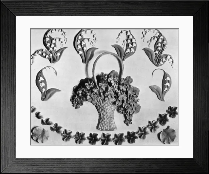 Framed Print : Cake design, flower making
