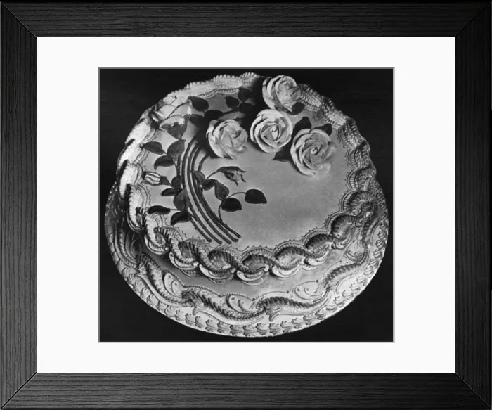 Framed Print : Birthday Cake decorated with Roses Framed Print : Birthday Cake decorated with Roses