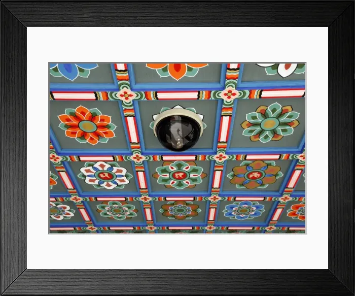Framed Print : Bongeunsa Buddhist Temple in Seoul, South Korea Framed Print : Bongeunsa Buddhist Temple in Seoul, South Korea