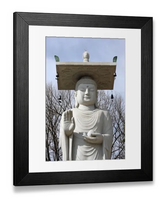 Framed Print : Bongeunsa Buddhist Temple in Seoul, South Korea Framed Print : Bongeunsa Buddhist Temple in Seoul, South Korea